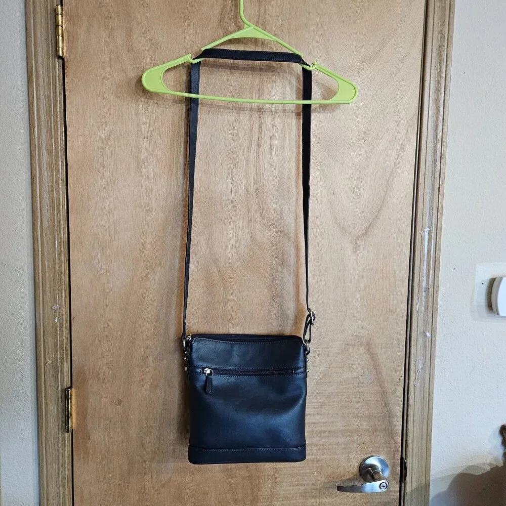 Giana Bernini Black Crossbody Organizer Purse - Picture 6 of 11